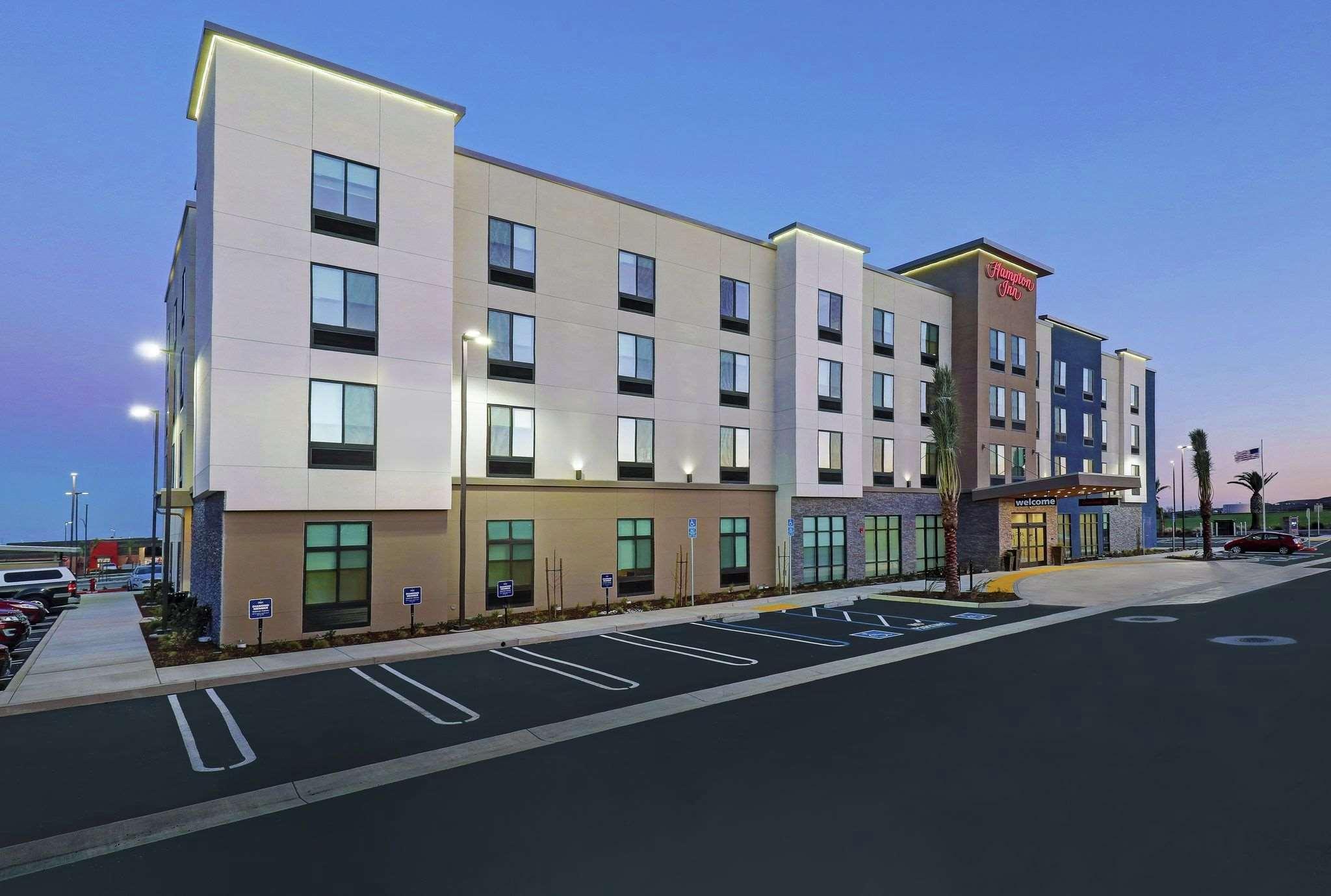 Hampton Inn Patterson, Ca Exterior photo